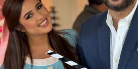 بعد
      توقف
      تصويره..
      أكرم
      حسني
      يكشف
      مصير
      فيلم
      زوجة
      راجل
      مش
      مهم
      مع
      ياسمين
      عبد
      العزيز