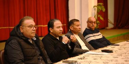 نادى الصيد يجتمع بالأجهزة الفنية والطبية ويشدد على الالتزام بالأكواد الطبية