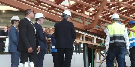 كل
      ما
      تريد
      معرفته
      عن
      مركب
      الملك
      خوفو
      الثانية
      بالمتحف
      المصري
      الكبير
      (خاص)