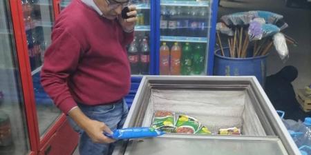 حملة
      رقابية
      موسعة
      على
      محال
      تجارية
      ومطاعم
      بحي
      جنوب
      الغردقة