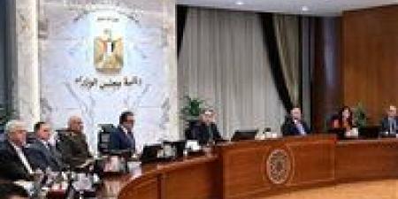 الوزراء:
      قانون
      الكهرباء
      الذي
      ناقشه
      مجلس
      الشيوخ
      لا
      علاقة
      له
      بالتعريفة
      وخسرنا
      23
      مليار
      جنيه
      بسبب
      السرقات