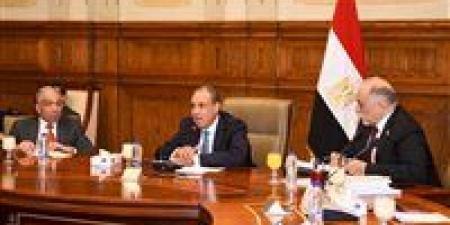 وزير
      الخارجية
      يجتمع
      مع
      أعضاء
      لجنة
      حقوق
      الإنسان
      والتضامن
      الاجتماعي
      بمجلس
      الشيوخ