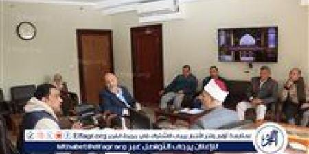 سكرتير
      بني
      سويف
      يتابع
      أعمال
      تطوير
      مسجد
      السيدة
      حورية
      للحفاظ
      على
      هويته
      التاريخية