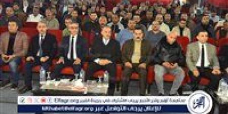 محافظ
      أسيوط
      يؤكد
      على
      دعمه
      لشركة
      النيل
      للبترول
      وتوفير
      منافذ
      لعرض
      منتجاتها