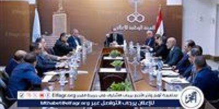 بحضور
      "المسلماني"..
      اجتماع
      المجلس
      الاستشاري
      للوطنية
      للإعلام
      برئاسة
      أشرف
      العربي