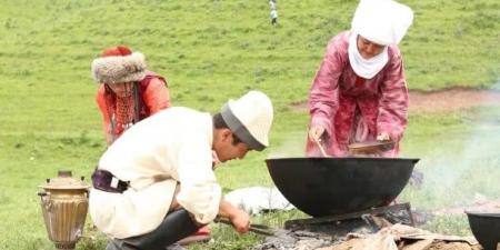 مشروب ماكسيم وموسيقى تسابيكى بقائمة التراث غير المادى باليونسكو