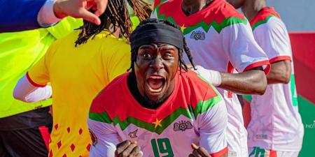 من الظلام إلى النور.. رحلة نجم بوركينا فاسو الملهمة فى أمم أفريقيا 2025