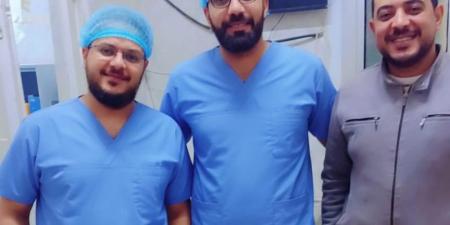 طوارئ مستشفي مغاغة العام بالمنيا تنقذ شابًا من كسر مضاعف بالفخذ بجراحة متطورة في زمن قياسي