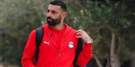 من المستطيل الأخضر إلى بطل الإنسانية.. قصة محمد صلاح مع الأعمال الخيرية