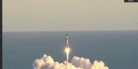 الصين تطلق قمرين اصطناعيين جديدين إلى الفضاء