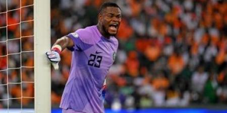 حارس نيجيريا يفكر فى الاعتزال بعد وفاة والدته قبل دور الـ16 بكأس أمم أفريقيا