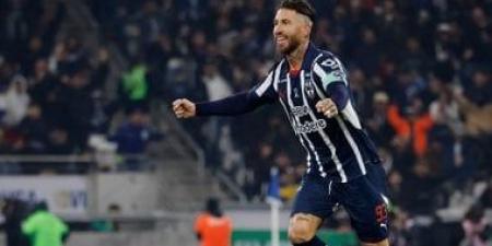 راموس يتقدم بعرض رسمى لشراء إشبيلية ويقود تحالفا استثماريا قويا