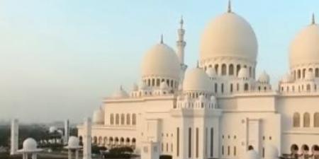 الإمارات تعدل موعد صلاة الجمعة.. تعرف على الأسباب