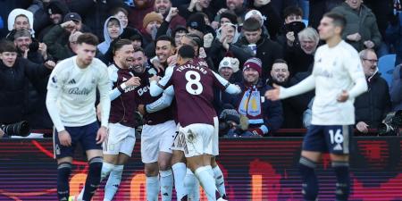 أستون فيلا ضد نوتينغهام فورست.. الفيلانز تفوز بثلاثية مقابل هدف وحيد في الدوري الإنجليزي