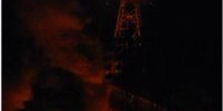 كاراكاس تتفجر.. انفجارات قوية ودخان يملأ سماء العاصمة الفنزويلية