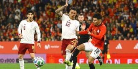 فحوصات طبية مرتقبة لإسلام عيسى فور وصول بعثة المنتخب للقاهرة