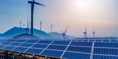 محمد إسماعيل: الطاقة المتجددة غير مناسبة لصناعات الحديد والأسمنت