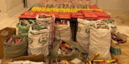 القبض على شخص بحوزته أكثر من مليوني قطعة ألعاب نارية بالقاهرة