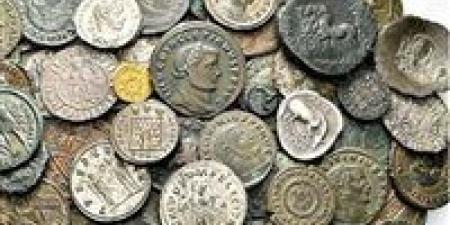 خبير مصرفي : لا جدوى من إذابة العملات المعدنية.. والخسارة مؤكدة