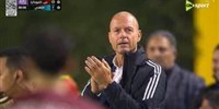 الأهلي ضد سيراميكا كليوباترا.. انطلاق الشوط الثاني من مباراة الأهلي وسيراميكا كليوباترا في الدوري المصري الممتاز