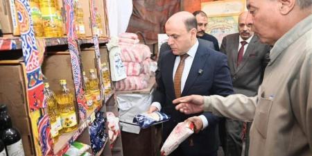 محافظ الغربية يتابع أسواق “اليوم الواحد” بتخفيضات 30% وسط إقبال من المواطنين