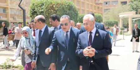 وزير التعليم العالي ومحافظ المنيا ورئيس جامعة المنيا يتفقدون سير الأعمال التنفيذية بجامعة المنيا التكنولوجية