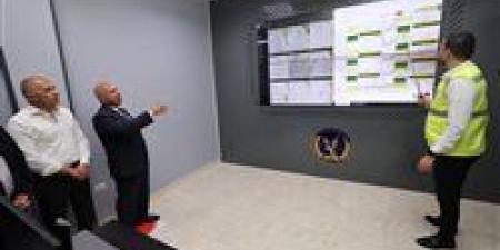 وزير النقل يتفقد مشروع منظومة النقل الذكي على طريق شبرا – بنها الحر