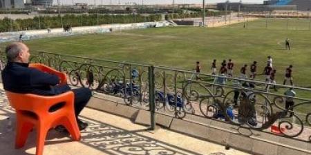 بعد ساعات من التعادل مع الأهلي.. على ماهر يتابع شباب سيراميكا لتصعيد المميزين