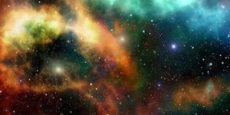 جاذبية كمومية جديدة قد تغيّر فهمنا لنشأة الكون