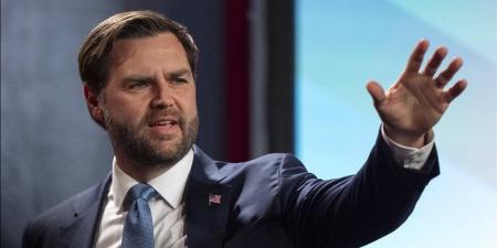 فانس يحدد شرطا رئيسيا لتخفيف العقوبات الأمريكية على إيران