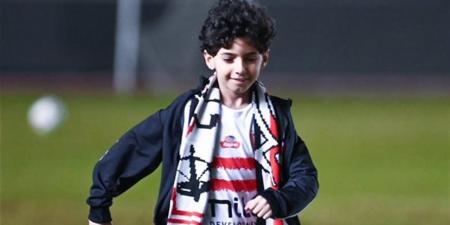 برسالة طريفة.. الطفل سمير حجازي يهنئ بيتر ميمي بعيد ميلاده