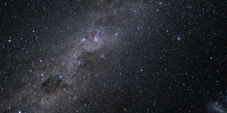 من أعماق الفضاء: رواد فضاء أرتميس 2 يلتقطون صورة مذهلة لمجرة درب التبانة