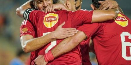 الأهلى يفوز على سموحة فى الوقت القاتل ويستعيد الانتصارات بمرحلة حسم الدورى.. صور