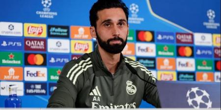 أربيلوا يهاجم التحكيم: ركلة جزاء مبابى واضحة "حتى من القمر"