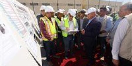 وزير النقل: وصول 30 قطارًا للعمل في مشروع مونوريل غرب النيل