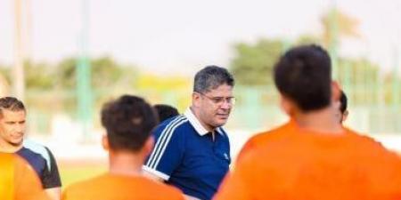 أيمن الرمادى يحذر لاعبى البنك الأهلى من انتفاضة المقاولون بالدورى