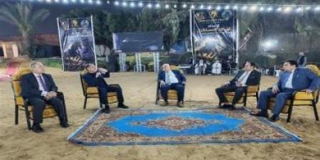 صالون سيناء الثقافي يطرح مشروعات للمستقبل ويعلن قرب افتتاح أكبر مصنع بلاستيك