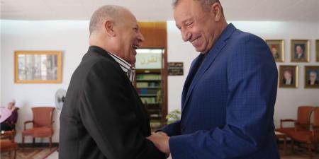 غليان في الأهلي بسبب تصريحات أوسكار رويز.. ومطالب داخل النادي لـ أبو ريدة بالاعتذار للجماهير (خاص)