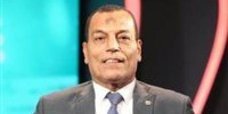 ناصر عباس يوضح سبب تواجده ضمن وفد الأهلي في اتحاد الكرة