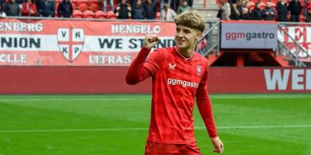 برشلونة يجمّد مفاوضات ضم نيستاد مدافع الدوري الهولندي بسبب المطالب المالية