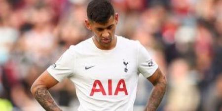 إصابة الركبة تهدد مشاركة روميرو مع الأرجنتين فى كأس العالم