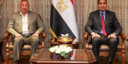 وزارة الرياضة ترفض التدخل في أزمة الأهلي واتحاد الكرة