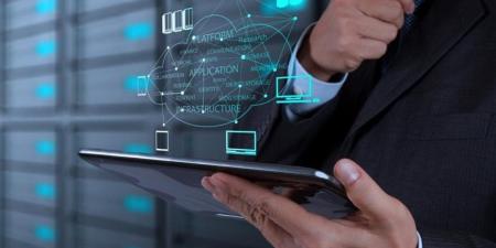 الرواد الرقميون.. منحة رئاسية تصنع قادة المستقبل التكنولوجي لطلاب عين شمس