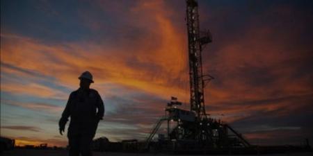 140 مليون برميل في 30 يومًا.. واشنطن تغلق نافذة الإعفاء النفطي