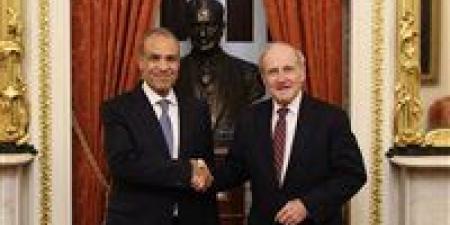 من واشنطن.. وزير الخارجية يوجه دعوة رسمية للسيناتور «جيمس ريش» لزيارة مصر لتعزيز التعاون الثنائي