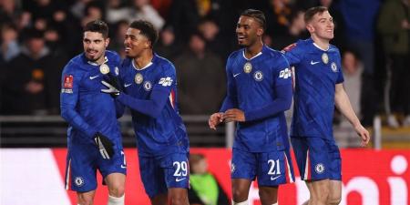 تشيلسي يتحدى مانشستر يونايتد في قمة الدوري الإنجليزي.. الليلة