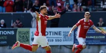 سام مرسى يسجل فى خسارة بريستول سيتى أمام نورويتش سيتى 4 - 2