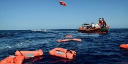 انتشال 17 جثة يعتقد أنها لمهاجرين قرب سواحل غرب ليبيا