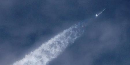 صاروخ "نيو جلين" يطلق قمرًا اصطناعيًا في مدار خاطئ