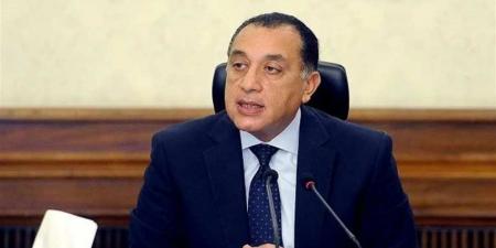 رئيس الوزراء يتابع موقف تأمين احتياجات قطاع البترول والوفاء بمستحقات الشركاء الأجانب